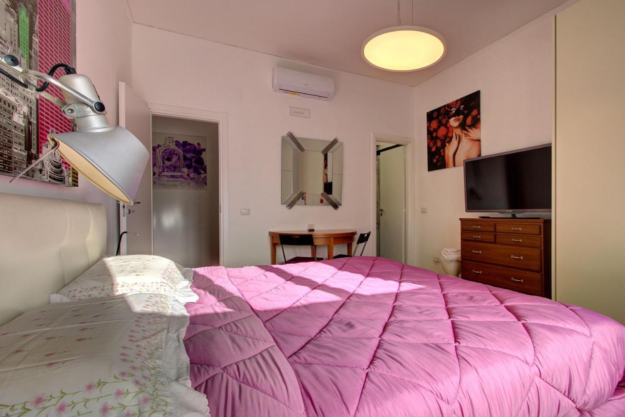 Appartement Vomero-Rossini à Naples Extérieur photo